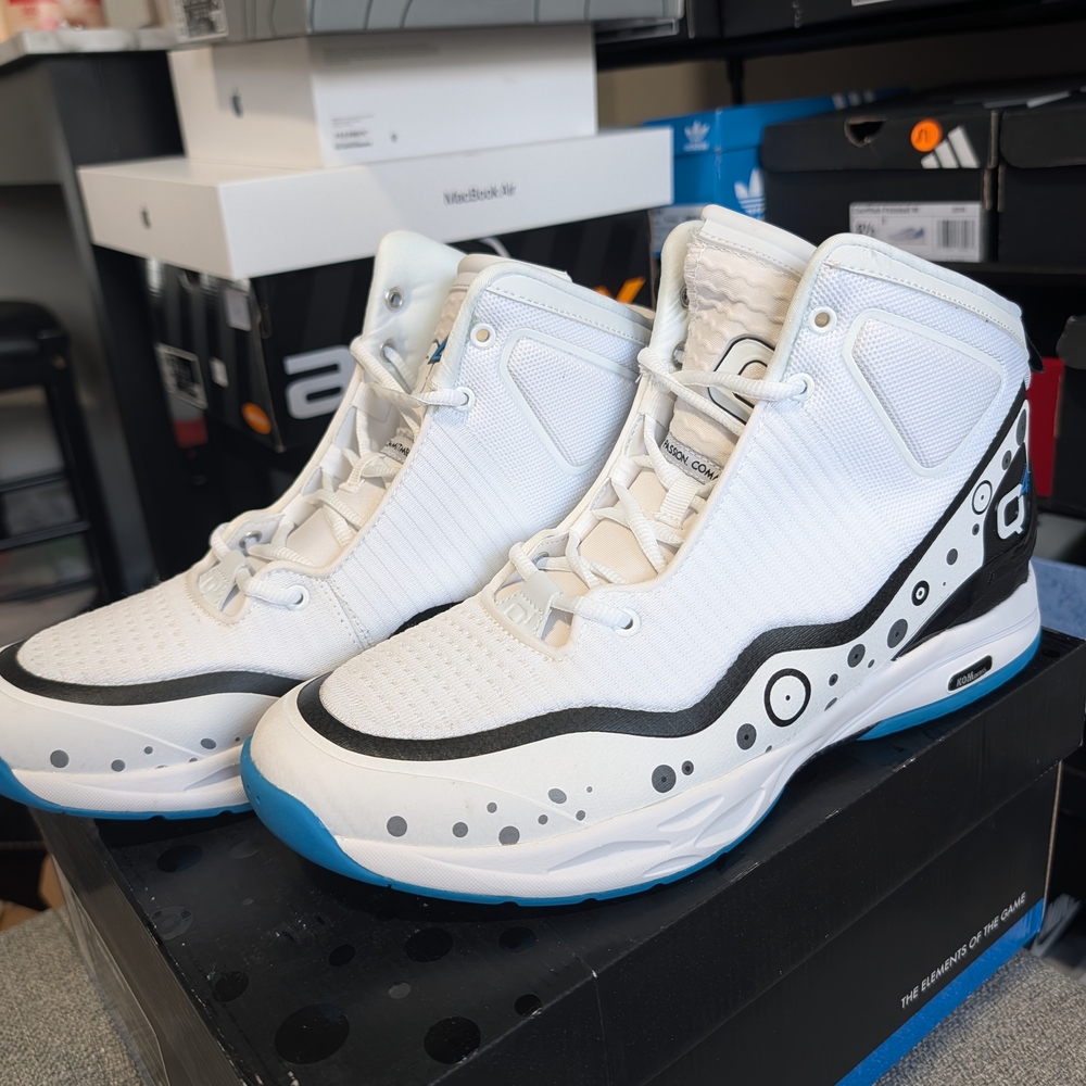 Q4 Kompress Basketball Shoes For Men